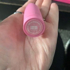 Jeffree Star Velvet Trap